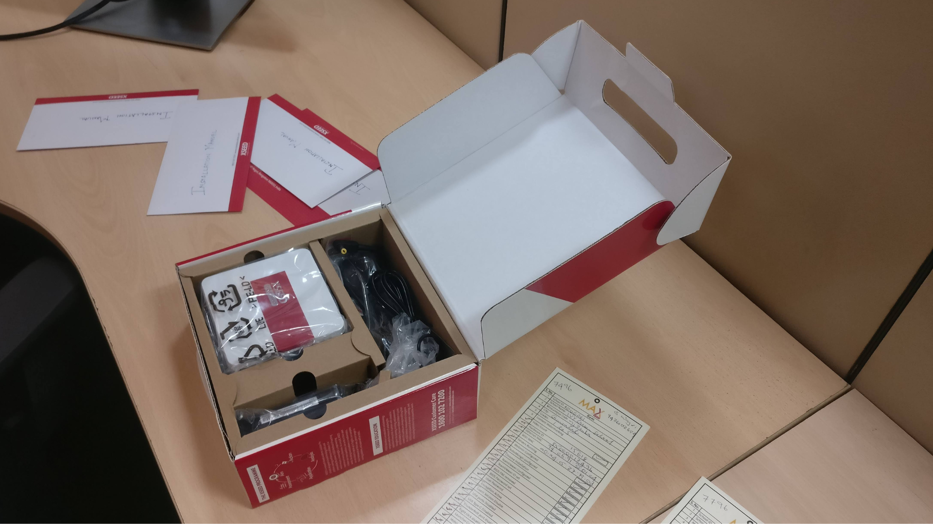 Minicampus Device - Packed Box